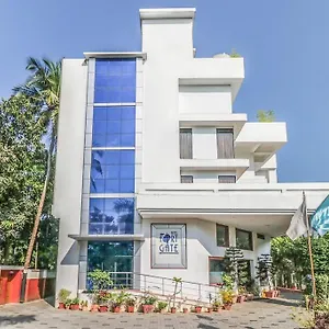 Gate & Thrissur
